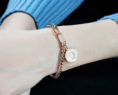 B R I T I S H B R A C E L E T