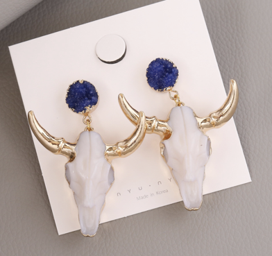 B U L L H E A D E A R R I N G S